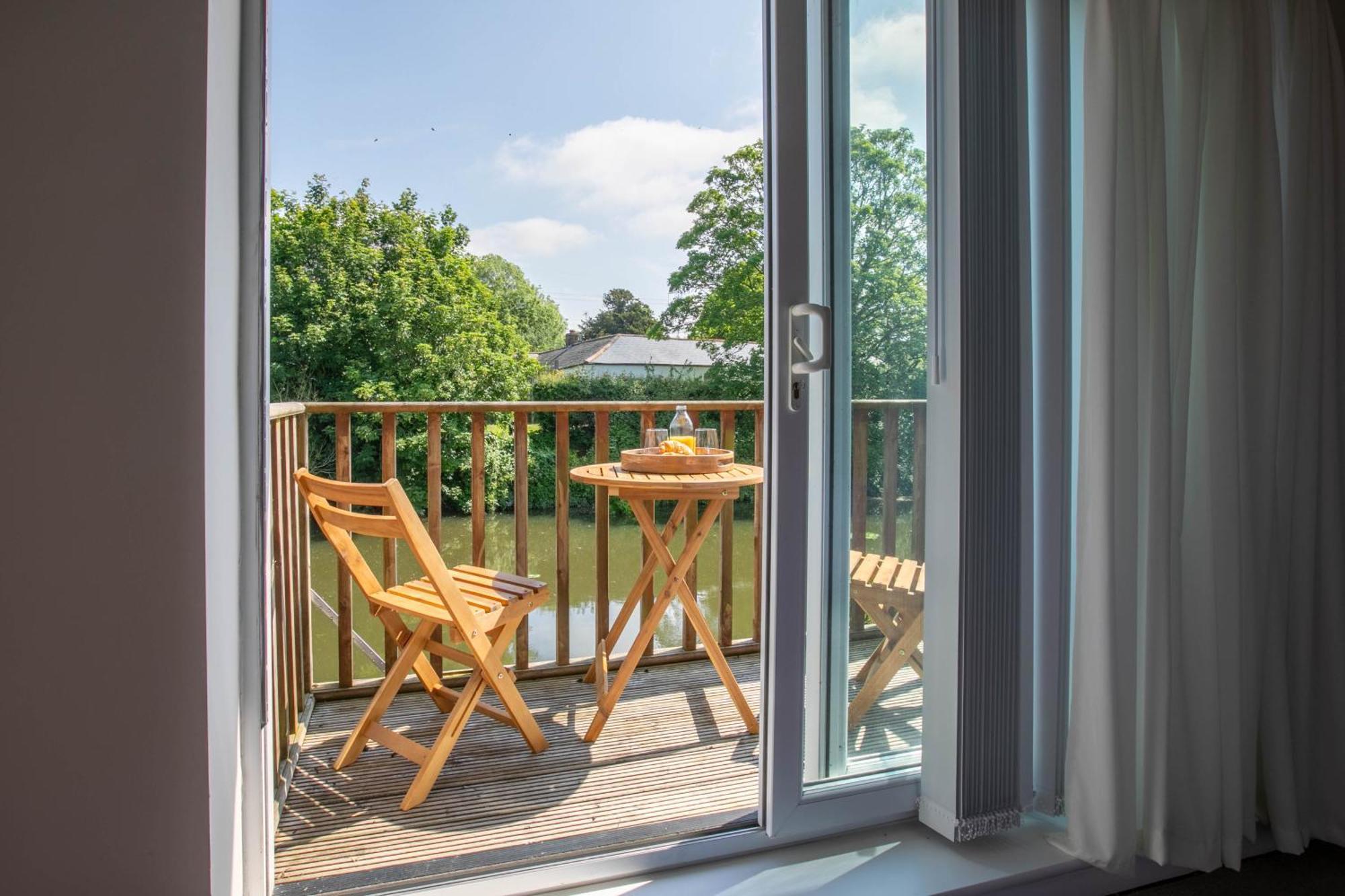 Riverside Escape Iden Rye Exterior foto