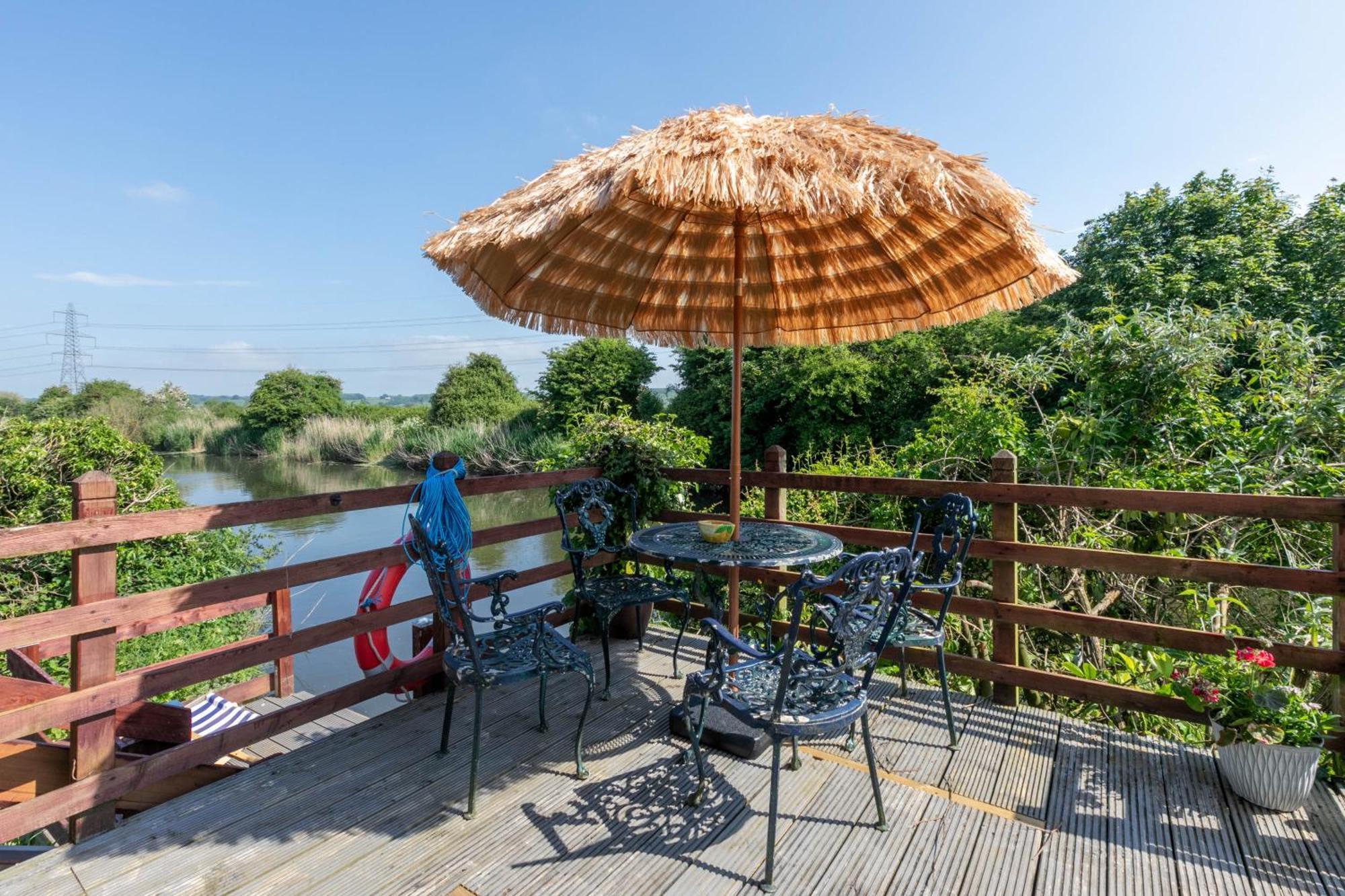Riverside Escape Iden Rye Exterior foto